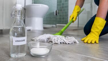 ¿Cómo eliminar el mal olor con vinagre? Los trucos caseros que realmente funcionan