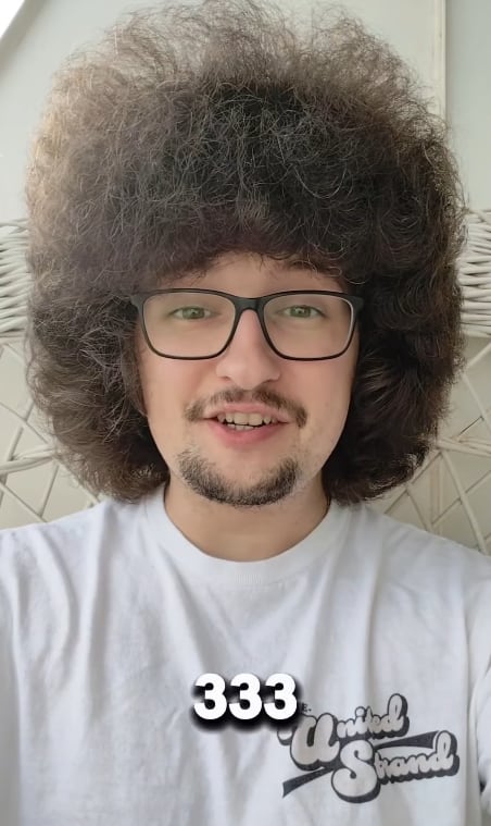 Frank Ilett es un aficionado que tiene casi un año sin cortarse el pelo a causa de su equipo, el Manchester United. Instagram Frank Ilett.