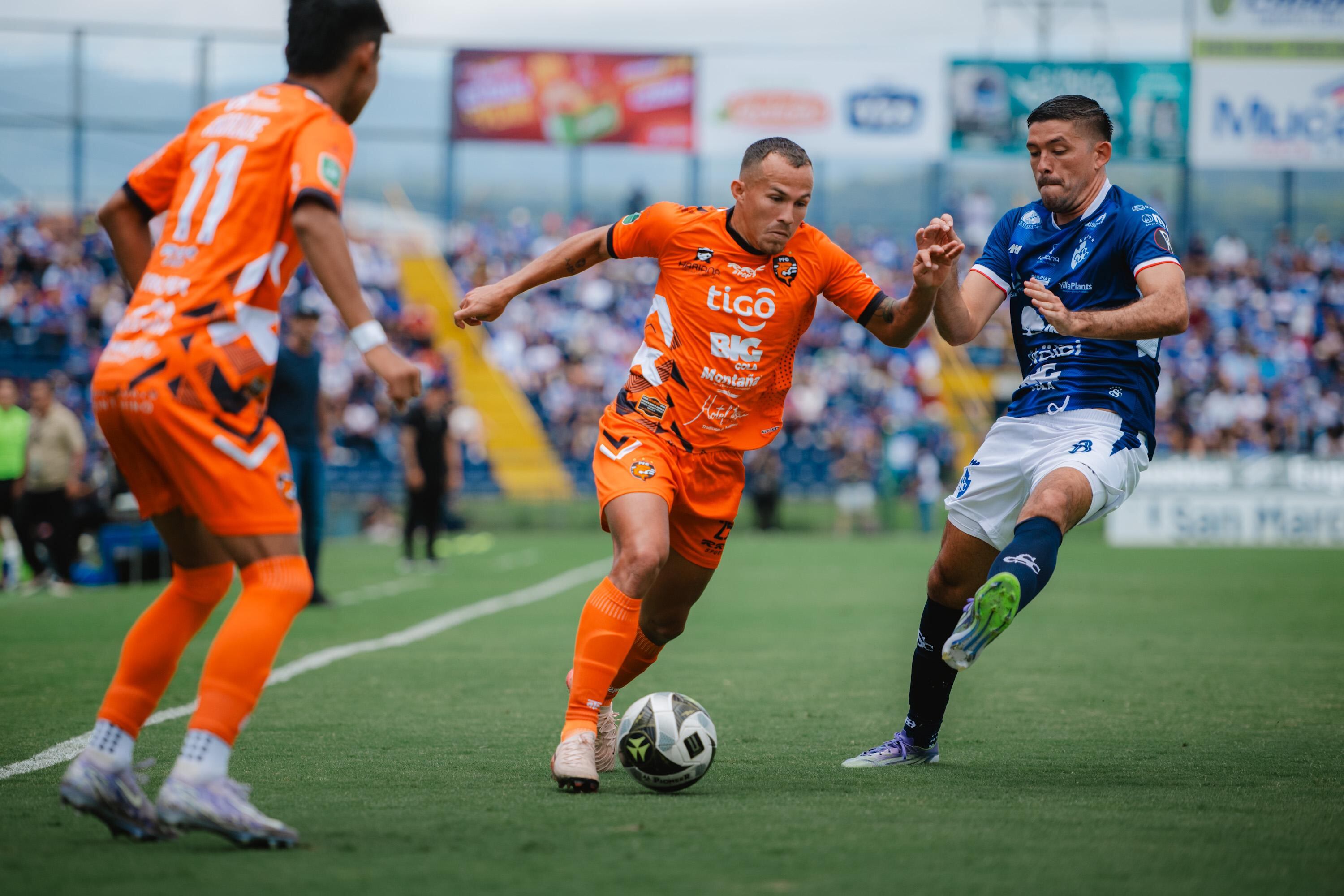 Cartaginés - Puntarenas, estadio Fello Meza. Prensa PFC.