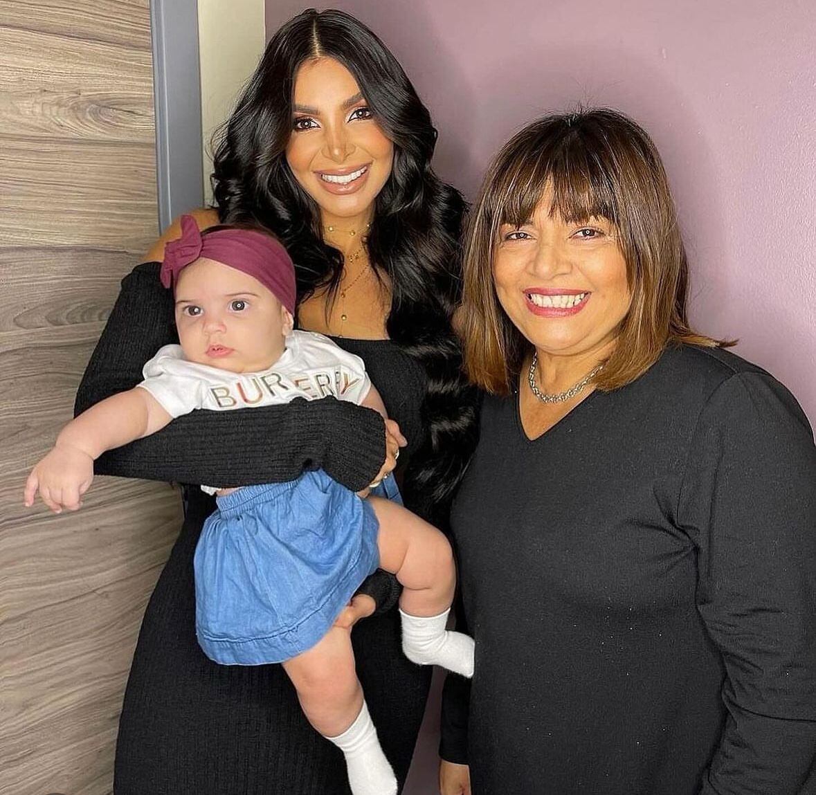 Día de la Madre Keyla Sánchez, Jale Berahimi, Choché Romano.