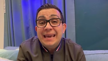 Lo que no se vio de Elías Alvarado antes de salir en vivo en Telenoticias esta mañana