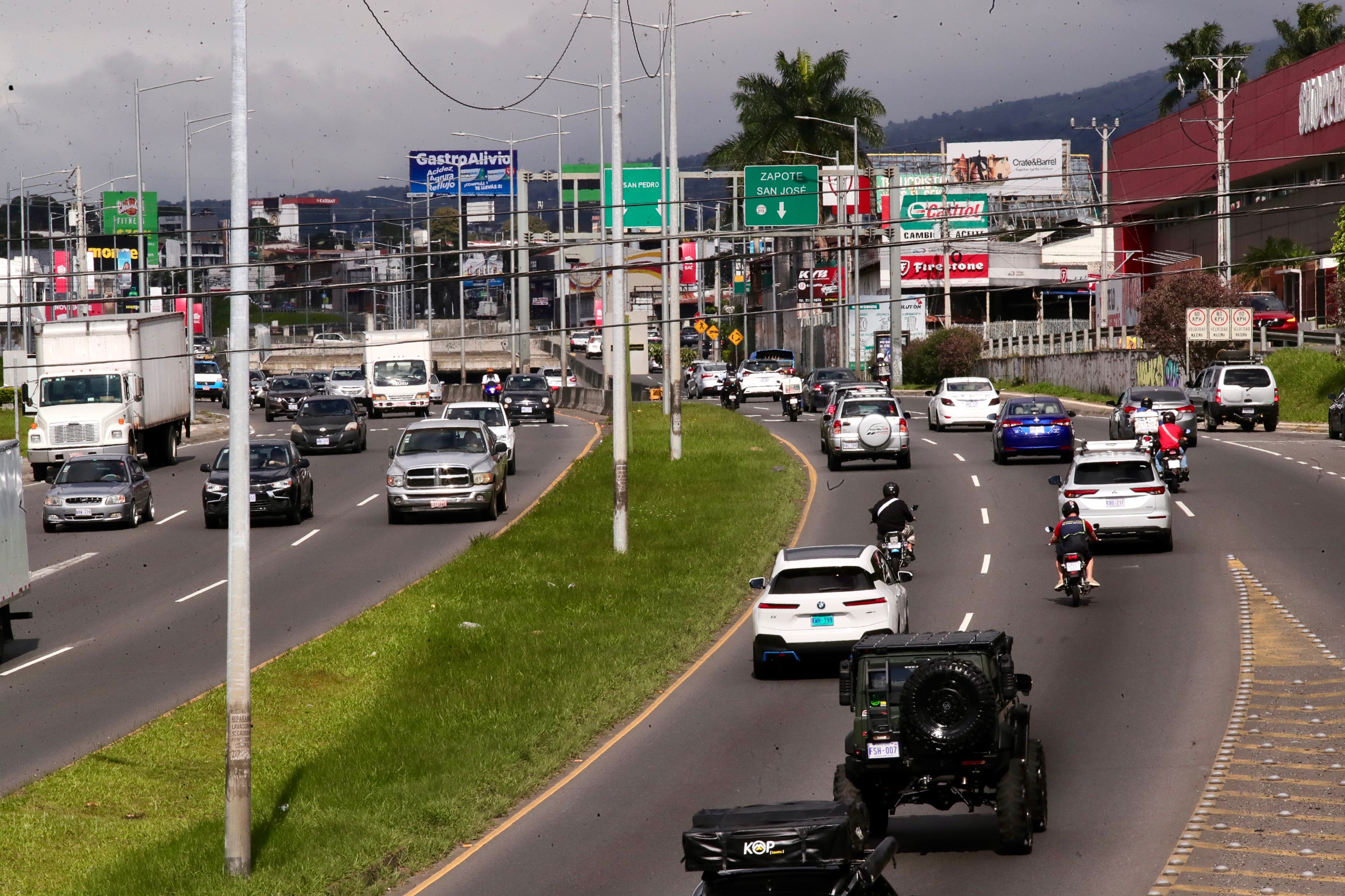 Circunvalación Norte sector Zapote rotonda Desamparados