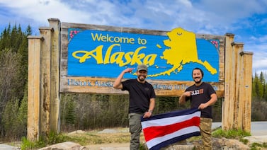 Dos costarricenses de Guanacaste recorren América en carro rumbo al círculo polar ártico