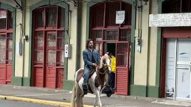 De Luján a Zapote: así luce San José en el nuevo video de Juanes “Beso de novela”