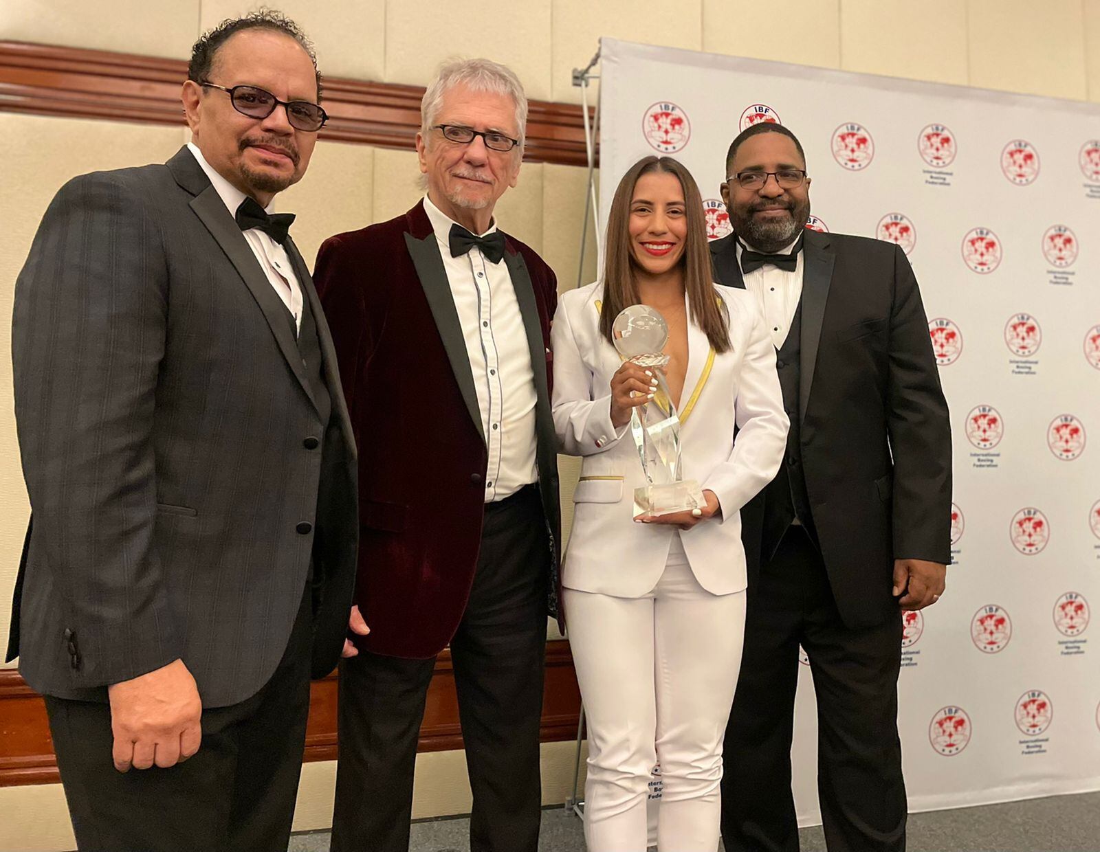 Yokasta Valle, boxeadora, fib