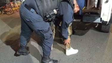 (Video) Hombre llegó al Estadio Nacional listo para ver el partido… pero terminó detenido