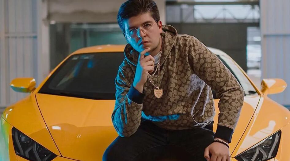 Influencer mexicano fue acusado de agredir a una mujer.