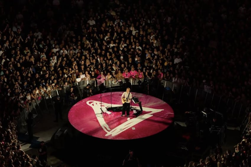 Ed Sheeran ofrecerá una experiencia increíble con un escenario B.