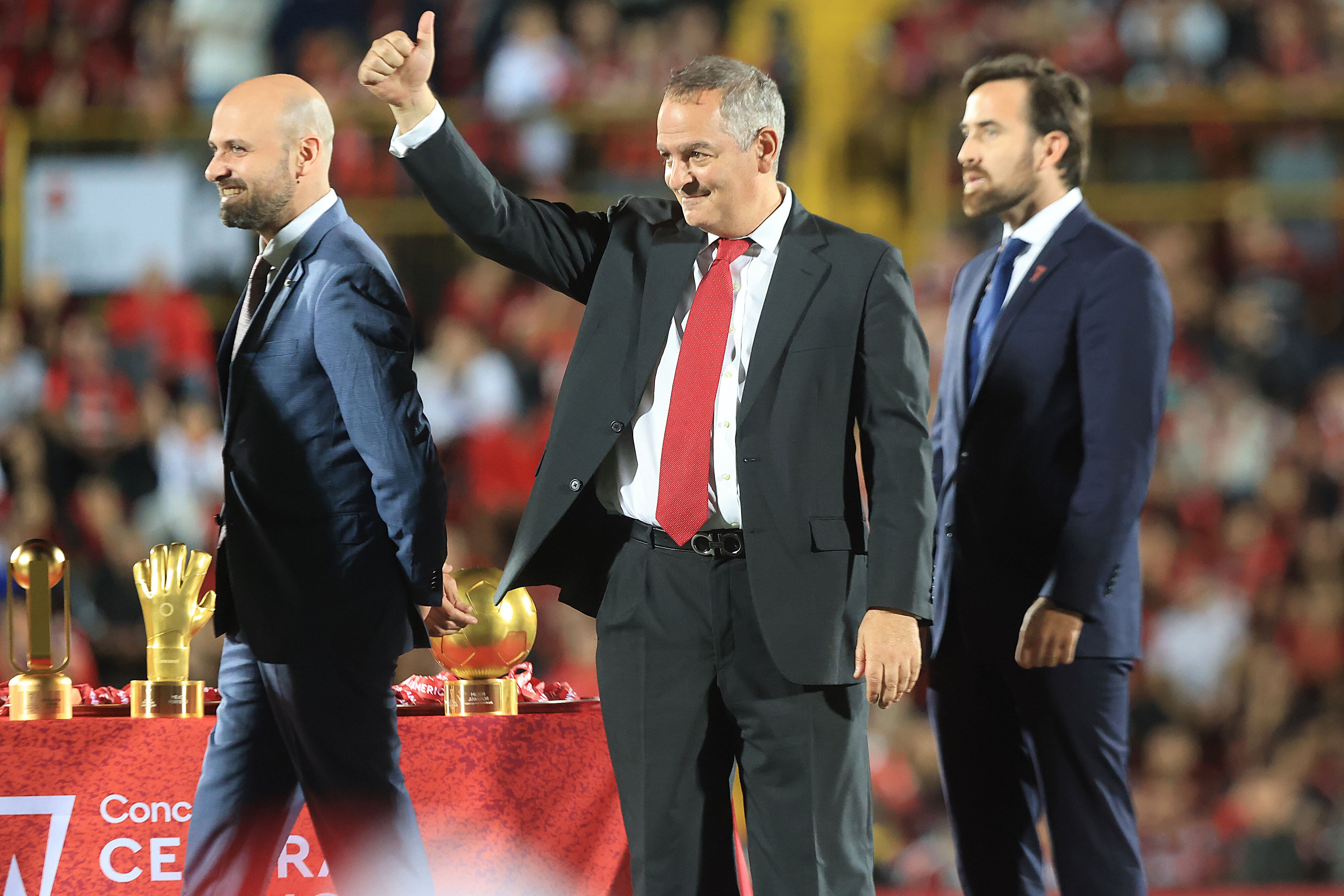 Joseph Joseph aclaró unas declaraciones controversiales del gerente general de Alajuelense, Manuel Zamora.