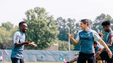 Joseph Mora anuncia importante decisión a pocos días de enfrentarse a Lionel Messi