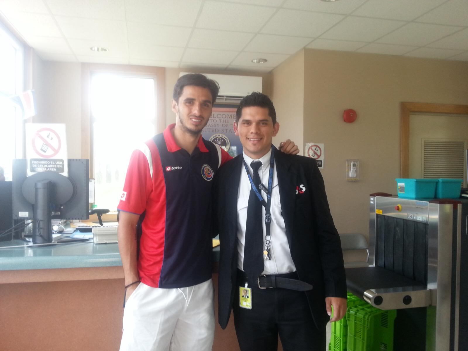 Costa Rica es tierra de paz, sin ejército desde 1948, pero en el corazón de Jesús Chinchilla Hernández, de 33 años, siempre palpitó un sueño que parecía imposible: vestir el uniforme militar.