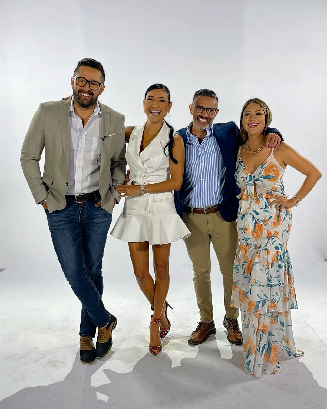 Omar Cascante eligió una foto con sus compañeros para despedirse de Teletica