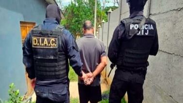 Sospechoso de vender drogas en bar dejó a las autoridades sorprendidas con lo que escondía en su casa