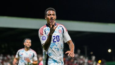 (Video) Polémica: vicepresidente de la Fedefútbol impidió a Josimar Alcócer hablar con la prensa