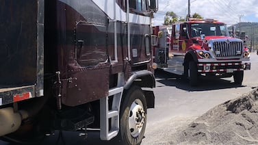 Tragedia en San Ramón: niña estaba en la acera cuando ocurrió choque entre camiones que le quitó la vida