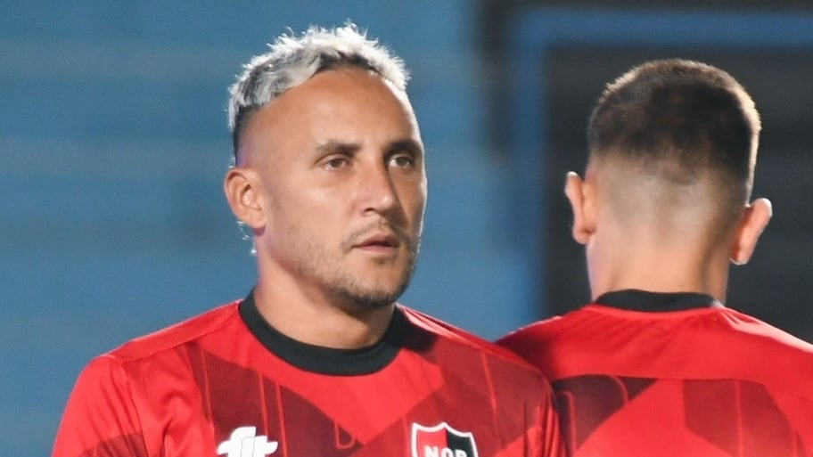 Keylor Navas fue figura en la primera parte, pero no pudo evitar la caída de su marco.