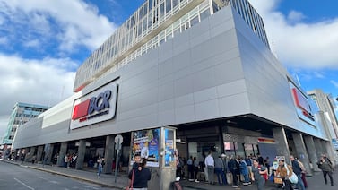 Tres bancos públicos renuncian a la Asociación Bancaria por proyecto de ley sobre estafas