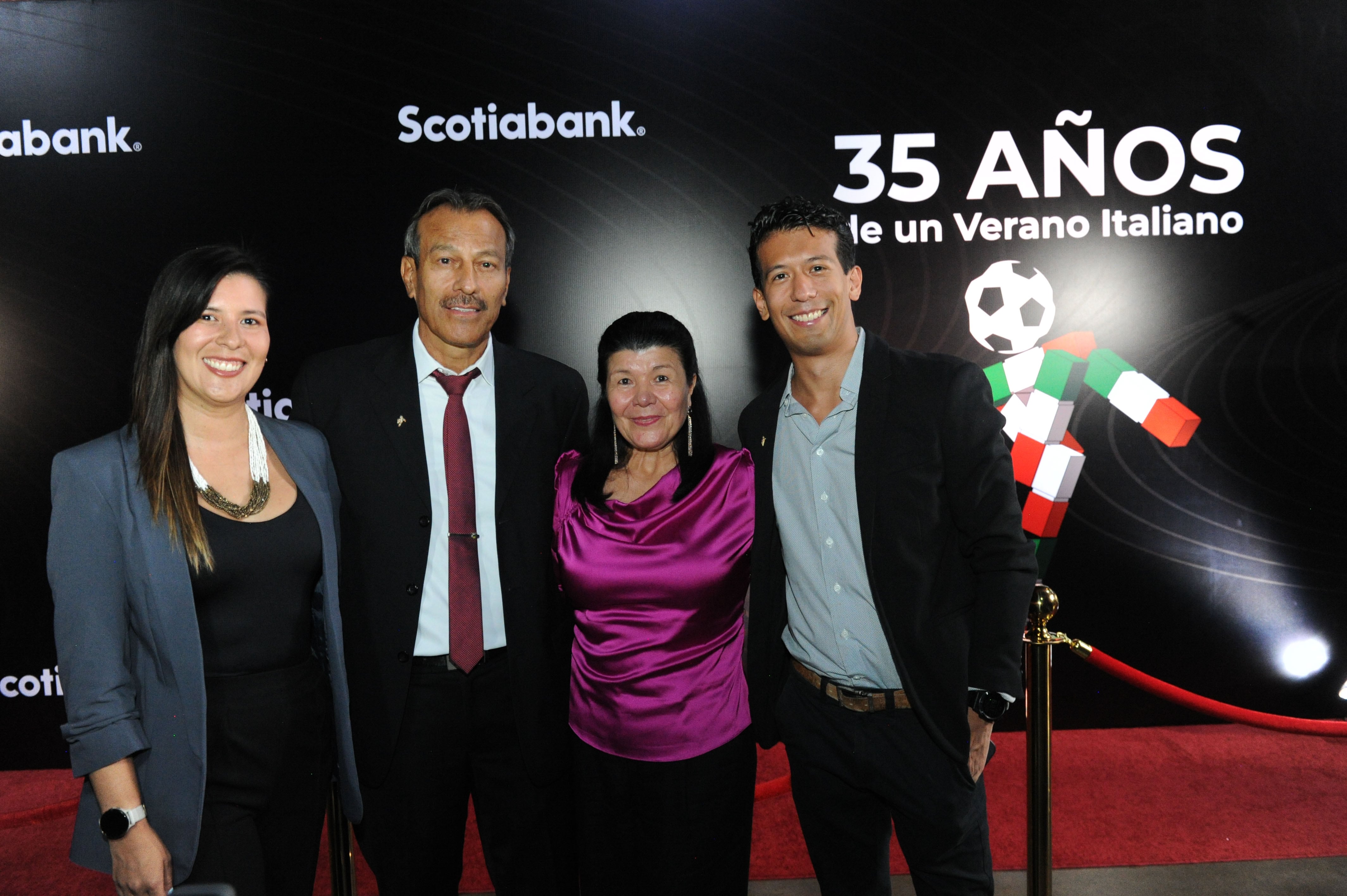 11/06/2025 San José, Auditorio Nacional Museo de los Niños, HOMENAJE A LOS MUNDIALISTAS TICOS Y A "BORA" MILUTINOVIC EN EL 35 ANIVERSARIO DE ITALIA '90, 22 jugadores de la Selección Nacional que participaron con éxito en el Mundial de Italia '90, al avanzar a la segunda ronda de los Octavos de Final en una de las grandes sorpresas de los Mundiales. fotografía. Marvin Caravaca.