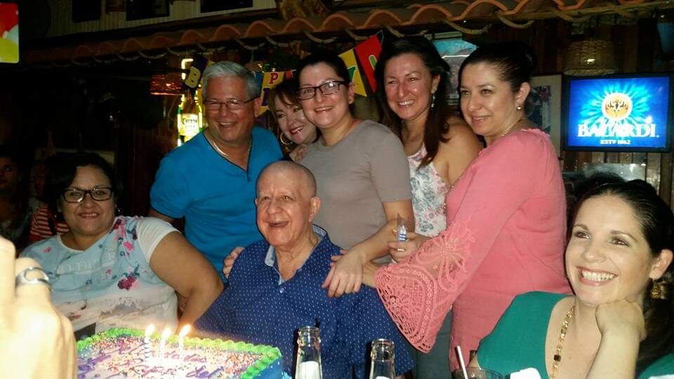 Don Miguel Cordero Araya, quien inventó el chifrijo, se encuentra muy malito internado en el Hospital México