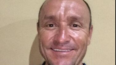 Mecánico y papá de cuatro hijos es el hombre al que llegaron a asesinar a su trabajo