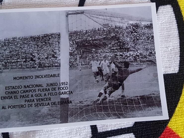 Alejandro Ramírez, coleccionista fotos Herediano