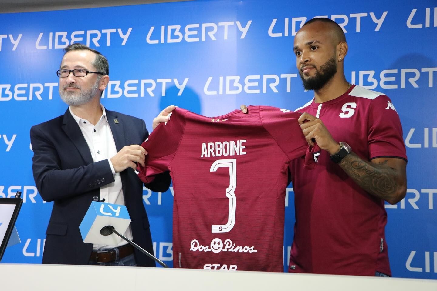 Presentación de los nuevos jugadores del Saprissa. Prensa Saprissa.