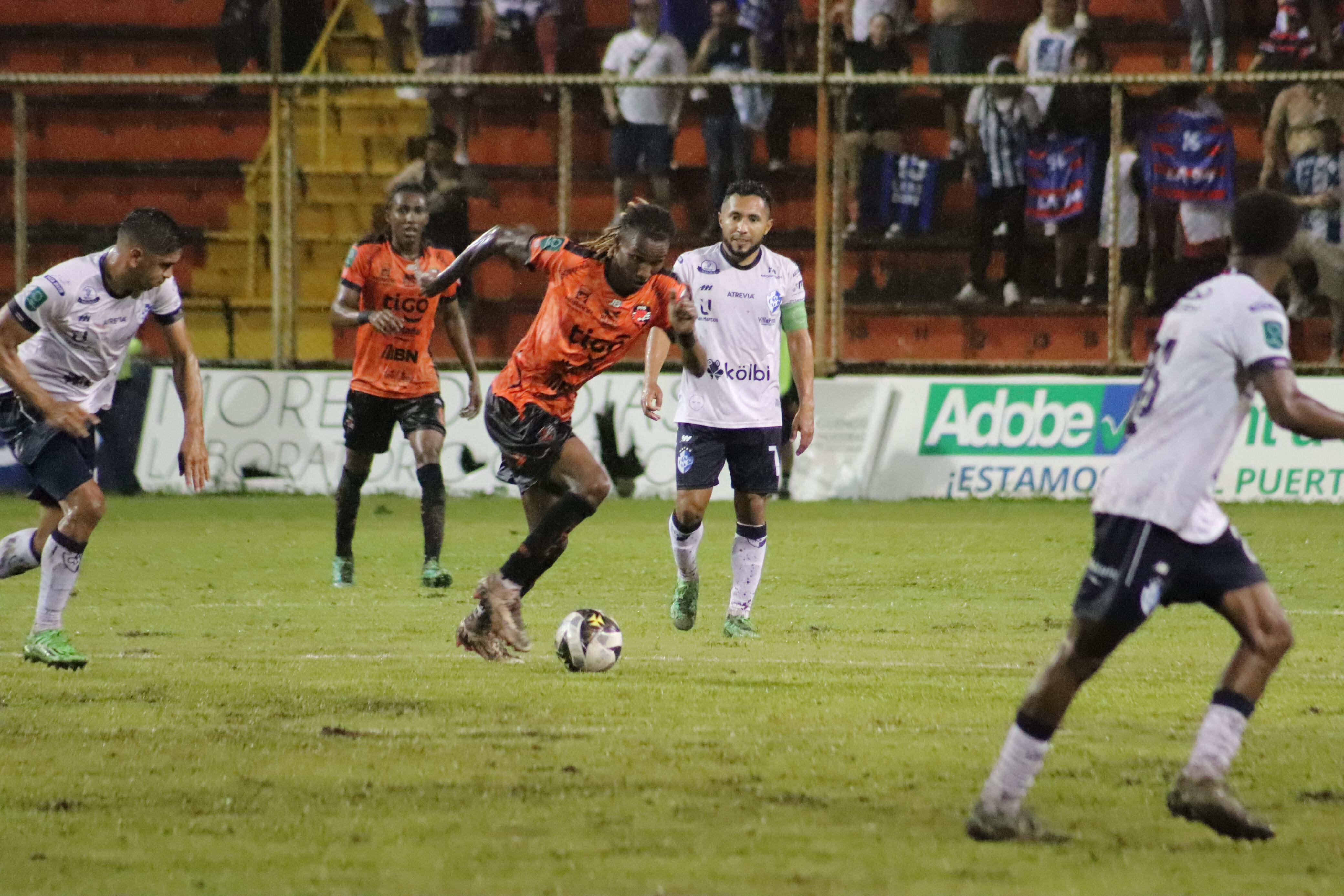 Puntarenas vs Cartaginés. Prensa PFC.