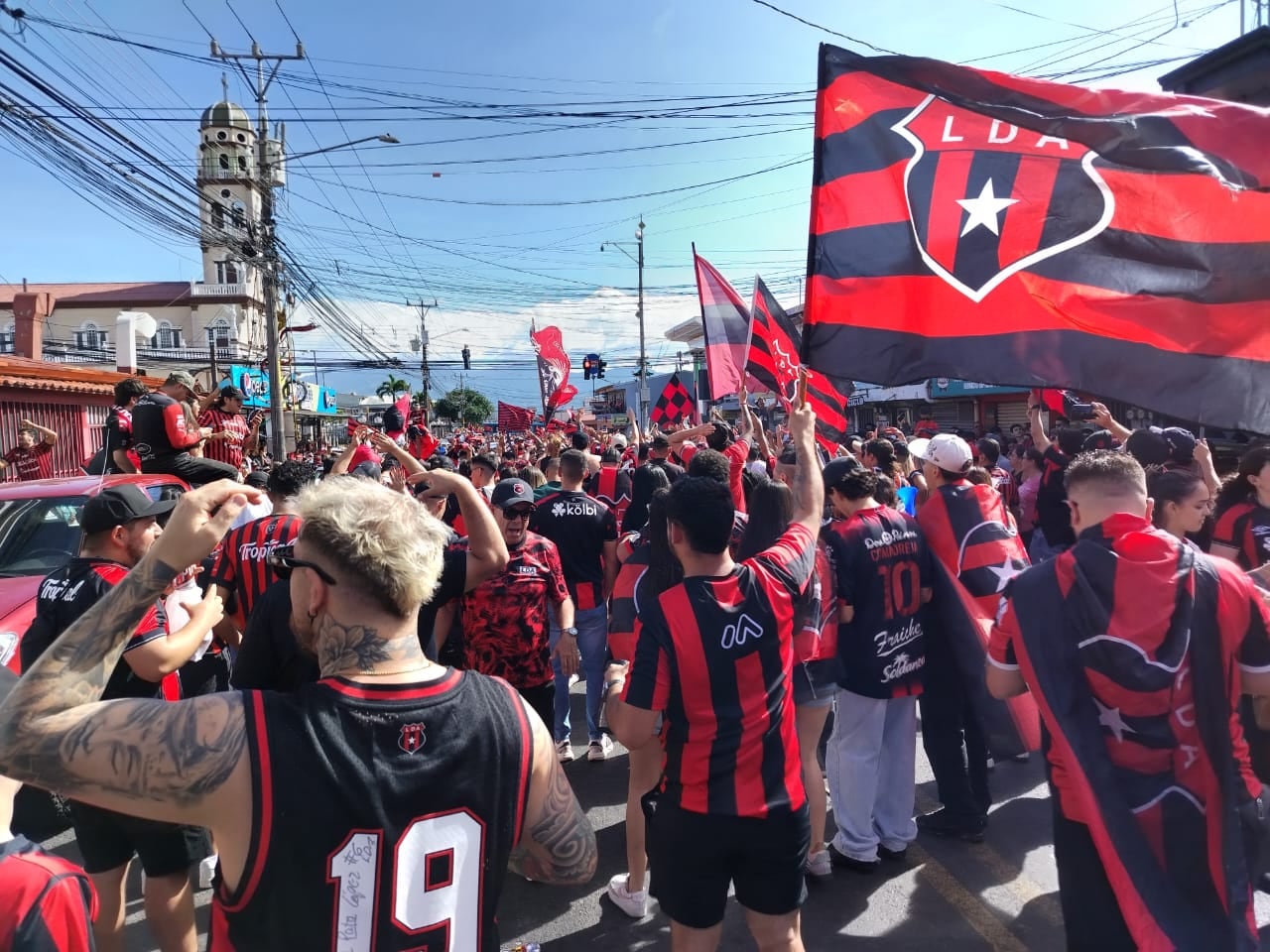 Celebración título Alajuelense, Calle Ancha Alajuela.