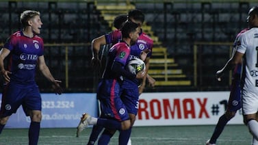 El dato físico de Marvin Angulo en Guadalupe que dejó impactado a Mauricio Wright