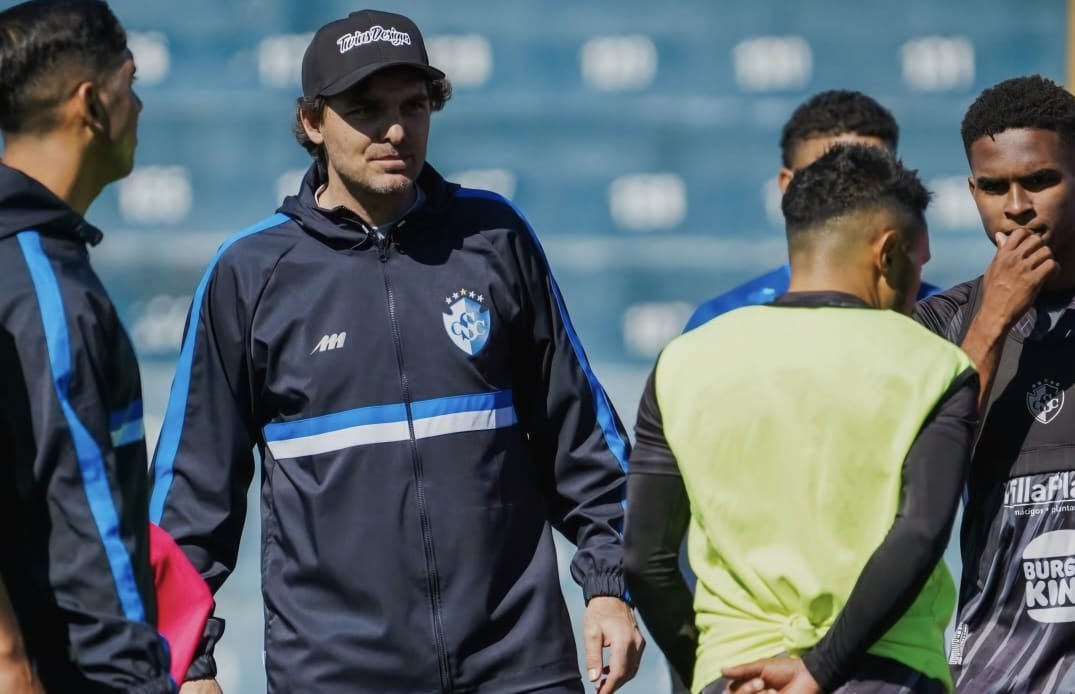 Andrés Carevic realizó su primera práctica al frente del Cartaginés en el estadio José Rafael "Fello" Meza, el 2 de enero del 2025.