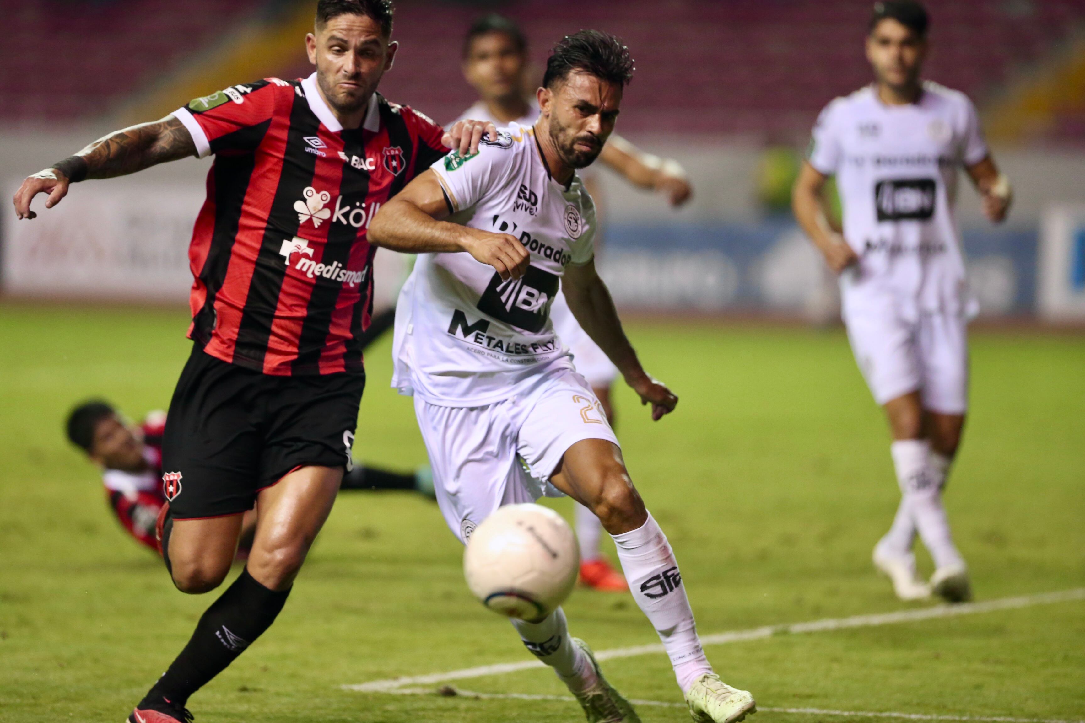 12/01/2024, San Jose, Estadio Nacional, partido de la jornada 1 del torneo de clausura 2024 entre Liga Deportiva Alajuelense y el Sporting FC.