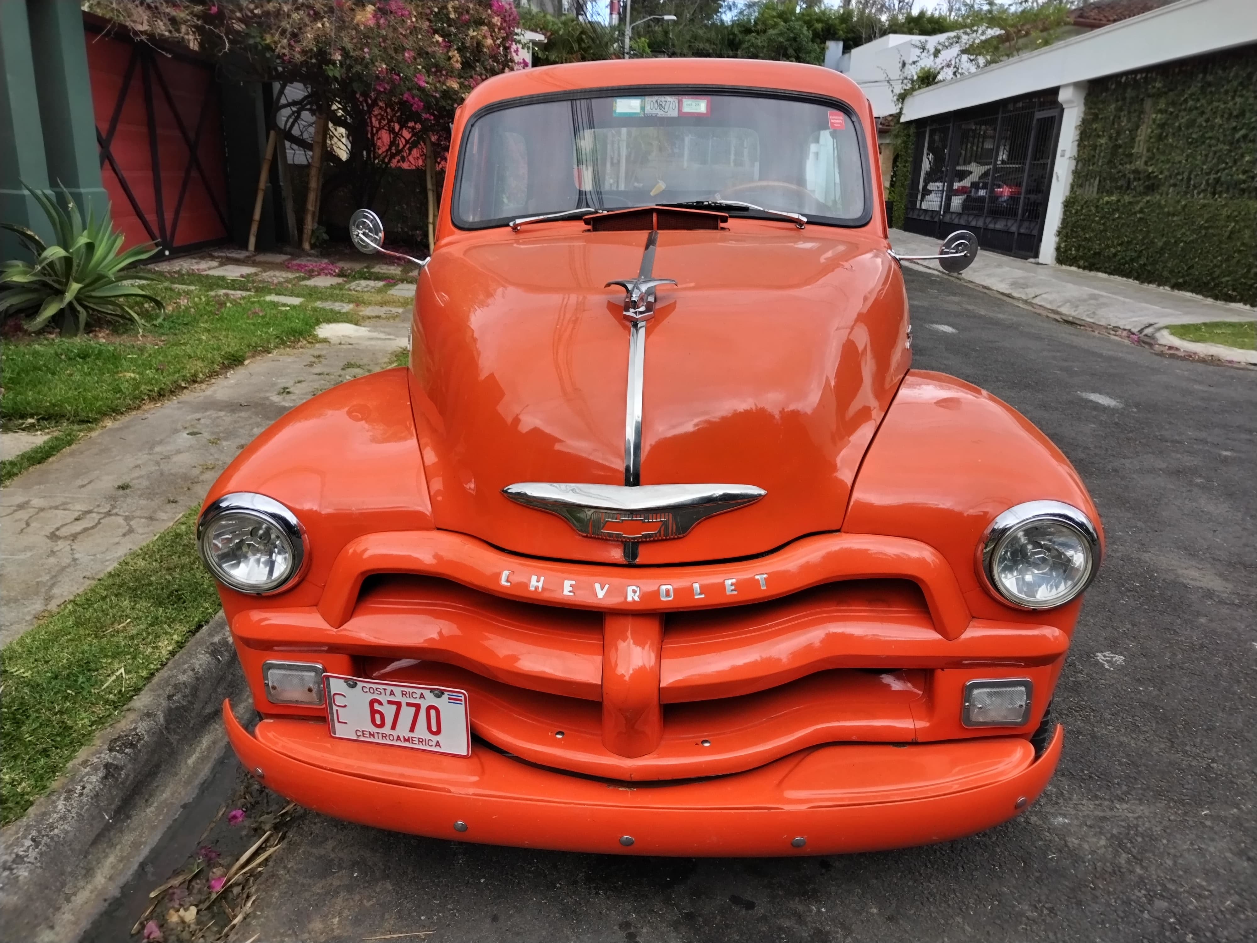 Chevrolet 1954, Advance Desing, chuzo de la semana, Ruth Chavarría