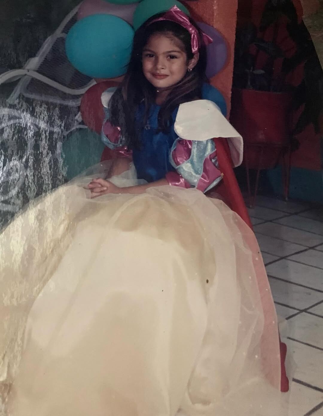 La modelo nicaragüense, Sheynnis Palacios, está de manteles largos este 30 de mayo y la ocasión la celebró con una increíble transformación que está dando de qué hablar.