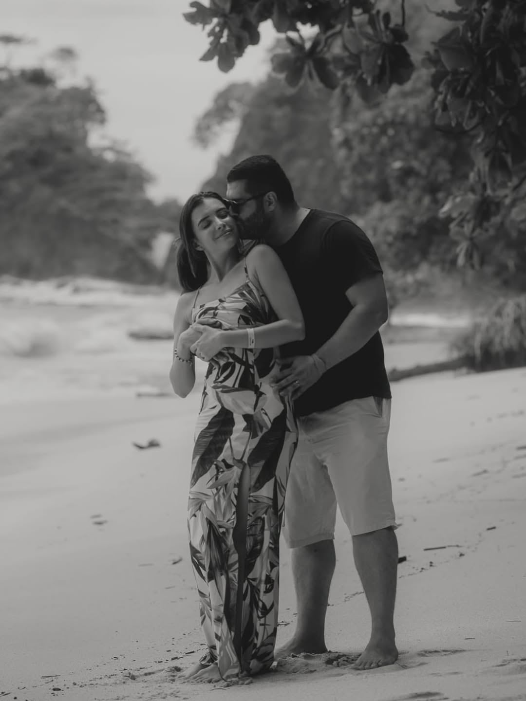 Presentadora de Repretel, Maricrís Rodríguez.