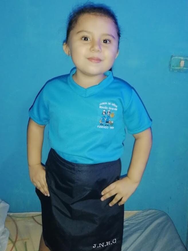 Juan Francisco Reyes es el papá de María Belén Reyes Medina, quien tiene 6 años y ve a su papito como un superhéroe; él es repartidor de UberEats.