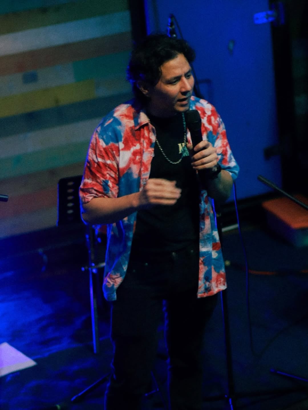 Él es Juan Jocoso, el creador de la canción del momento inspirada en Desamparados