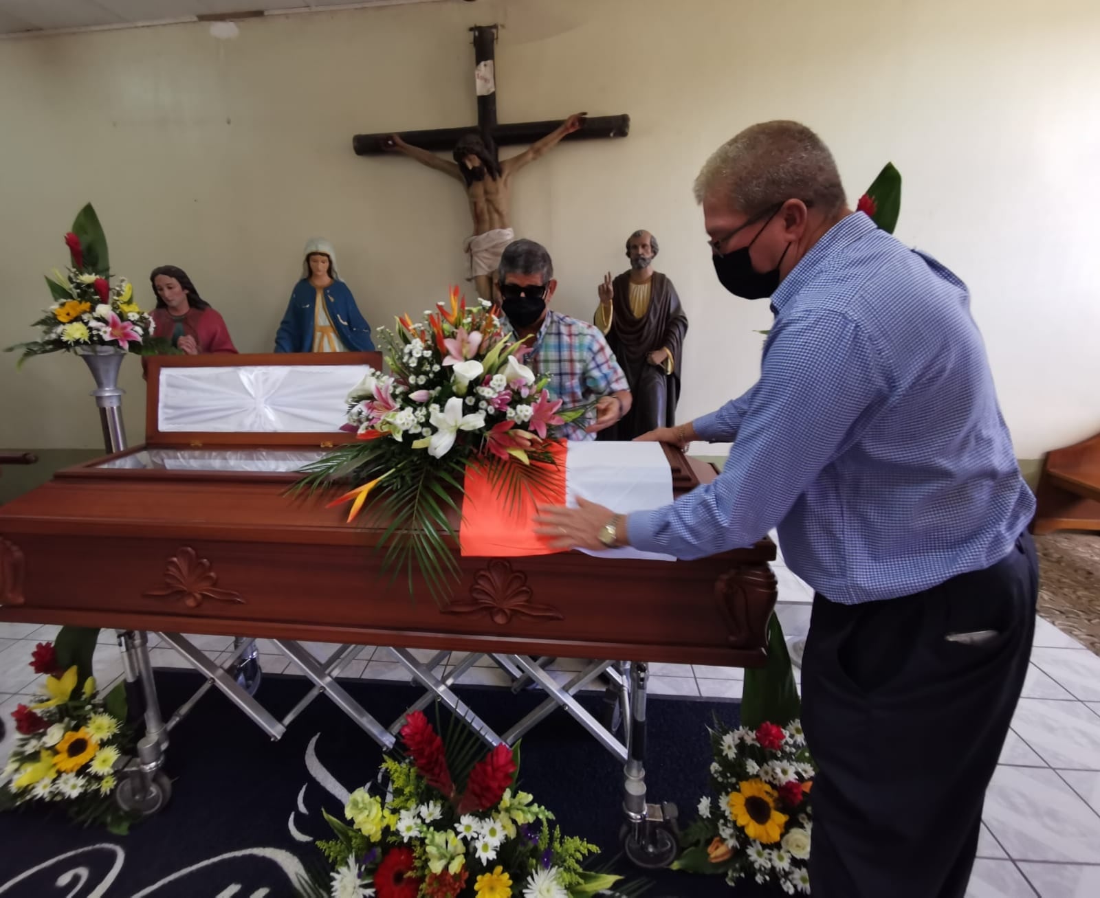 Funerales de Javier Astúa, exjugador de Alajuelense y el Municipal Puntarenas. Cortesía Puntarenas Positivo.