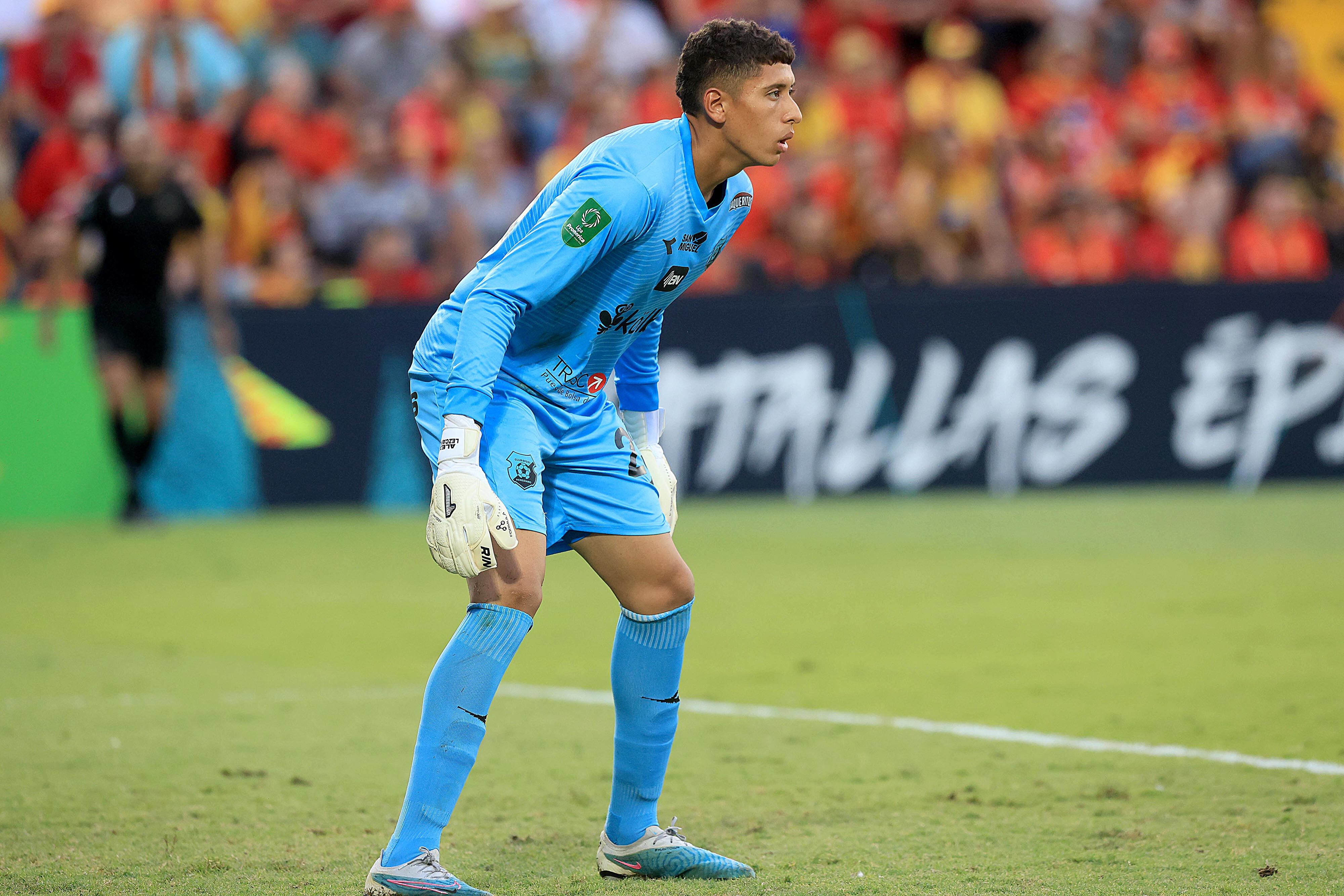 05/03/2024 Estadio Morera Soto, Alajuela. El Club Sport Herediano recibió al Robinhood de Surinam, en partido de octavos de final, Copa de Campeones de Concacaf. Foto: Rafael Pacheco Granados