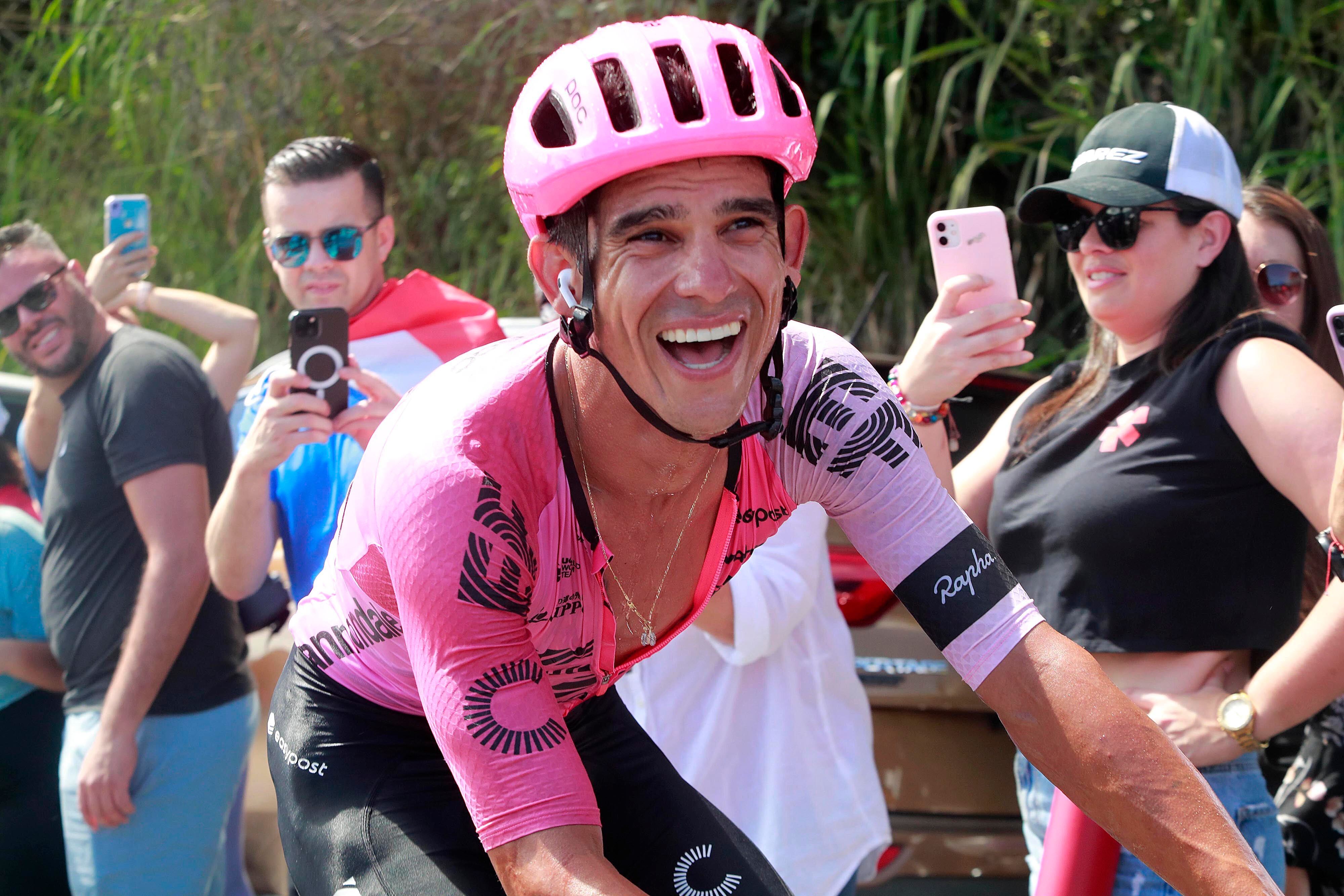 24/12/2023     Paraíso. Novena etapa de la 57 Vuelta Ciclística a Costa Rica. La caravana de ciclistas partió y regresó a este cantón brumoso pasando por Cervantes de Alvarado, Juan Viñas, Turrialba y Cachí, con recibimiento espectacular en el ascenso desde Orosi durante los últimos kilómetros de recorrido antes de la meta.