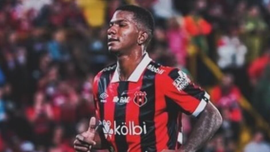 Jeyland Mitchell afirmó que se va contento porque pudo darle muchas cosas a Liga Deportiva Alajuelense, el equipo de sus amores.