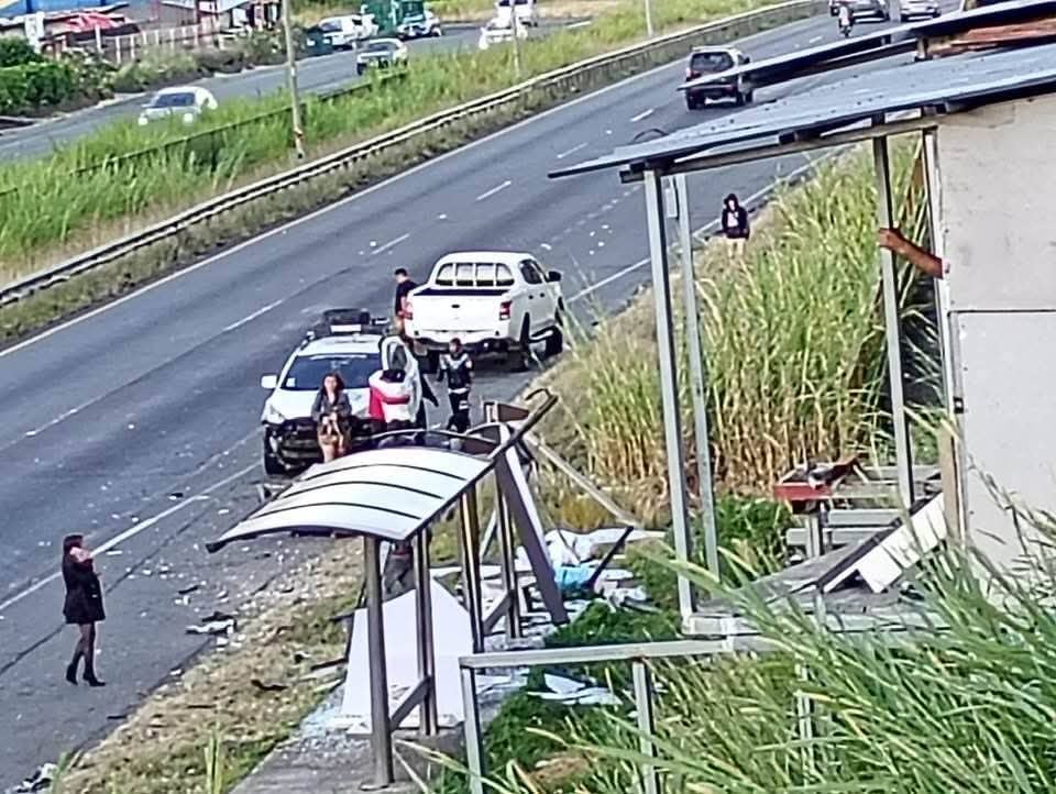 Choque de bus en la Florencio del castillo deja un fallecido 45 heridos