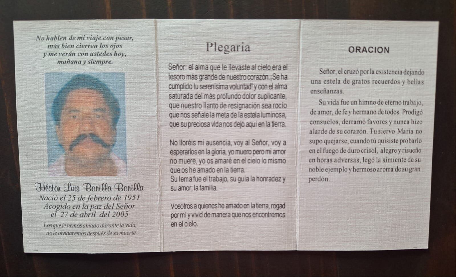 Héctor Luis Bonilla Bonilla, de 54 años, fue asesinado al frente de su casa en en La Cruz, Guanacaste el miércoles 27 de abril del 2005. Su familia conserva estas fotos como un recuerdo. Fotos: Anne Bonilla para La Teja