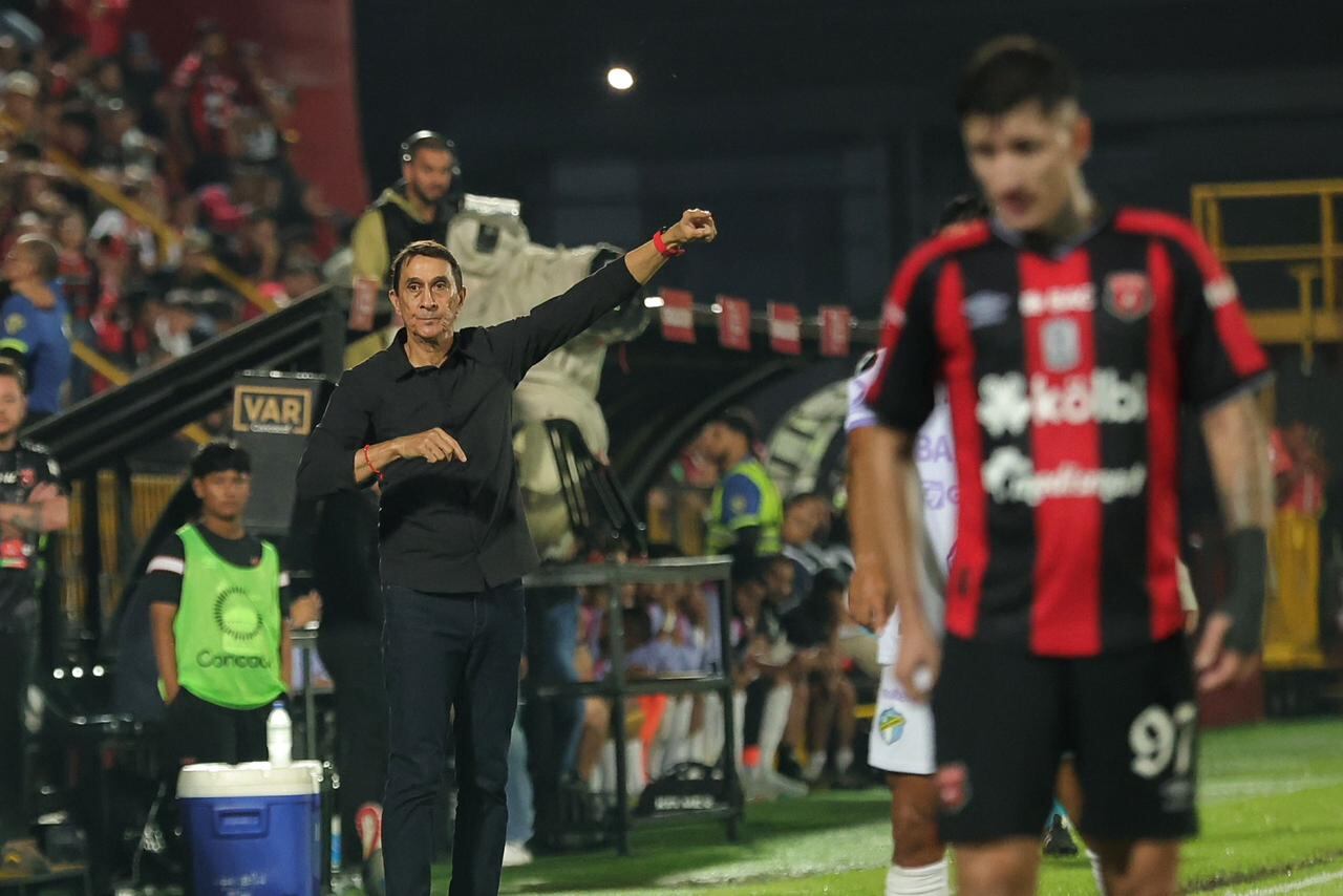 03/10/2024, Alajuela, Estadio Alejandro Morera Soto, partido de vuelta de los cuartos de final de la Liga Centroamericana de campeones entre Liga Deportiva Alajuelense y el Comunicaciones de Guatemala.