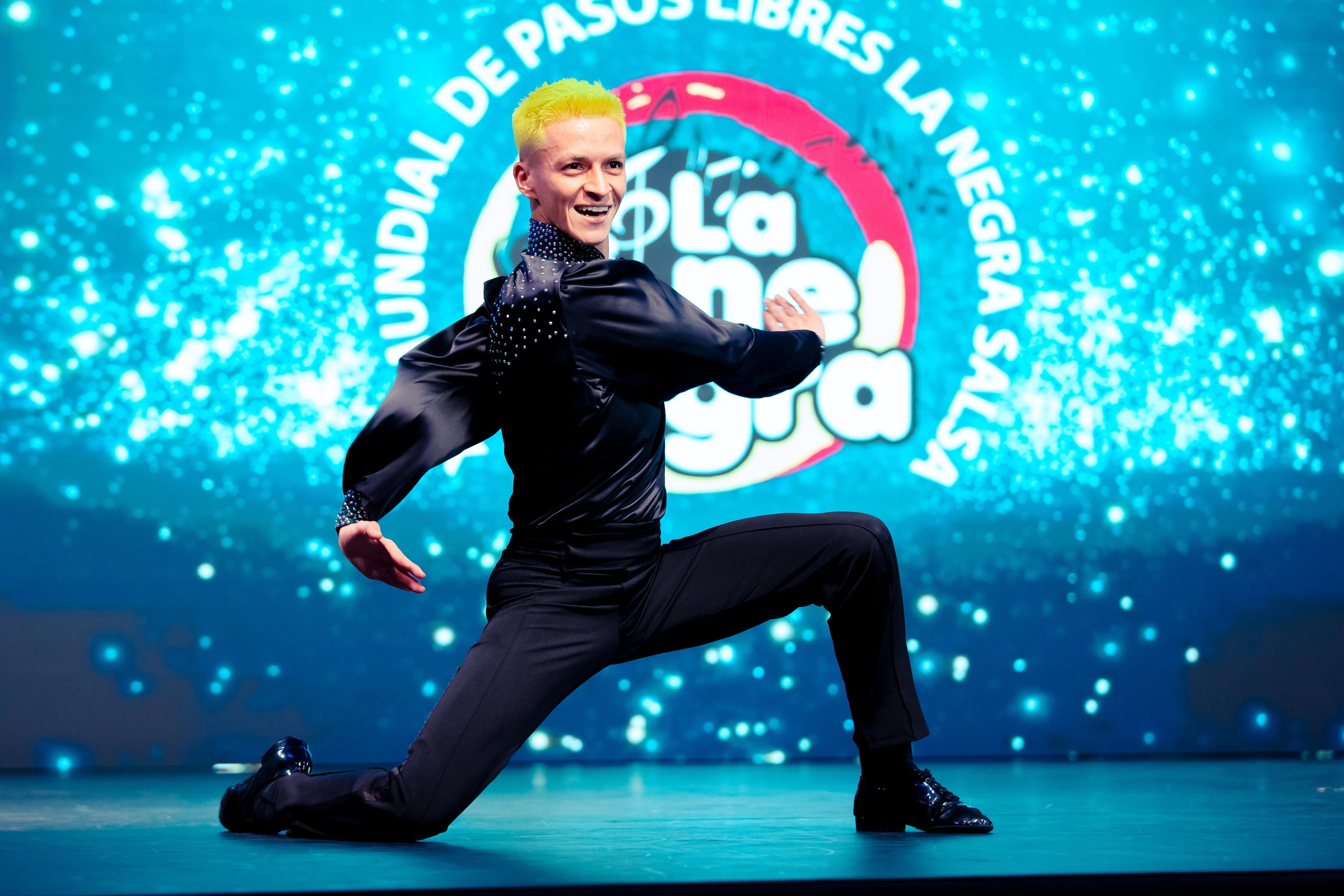 Mimi Ortiz y Yenier Jiménez en Mira quién baila.