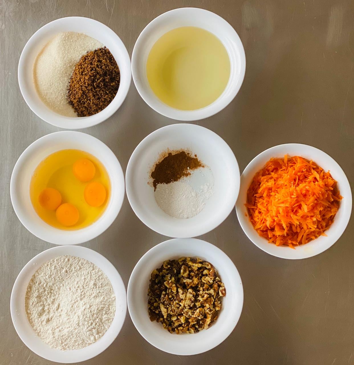 Receta para preparar queque de zanahoria. Cortesía chef Candy Zamora.