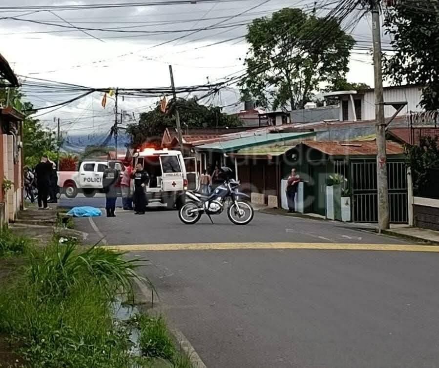 El crimen ocurrió en barrio María Auxiliadora, en Aserrí. Foto Waze Costa Rica.