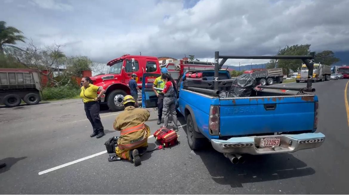 Un motociclista está muy grave luego de sufrir un terrible accidente