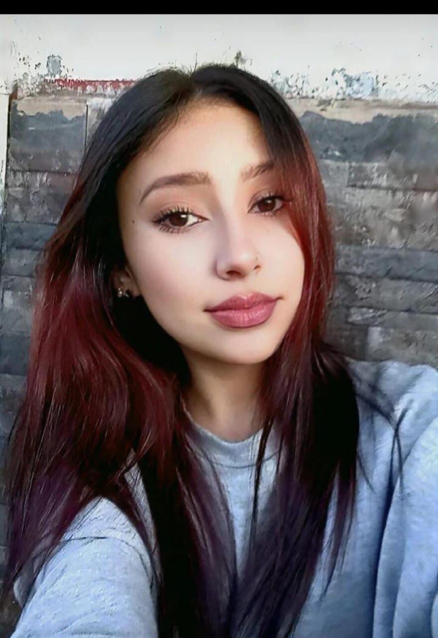 Naizeth Valverde, jovencita que murió luego de carro cayó a guindo. Foto cortesía.