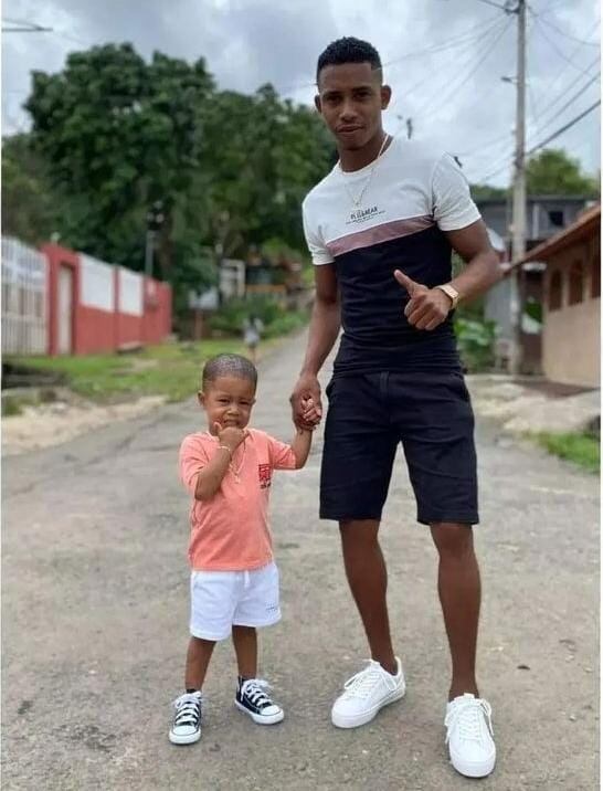 Andrés Jímenez, futbolista panameño de Upala, tiene un hijo de dos años llamado Mathías.