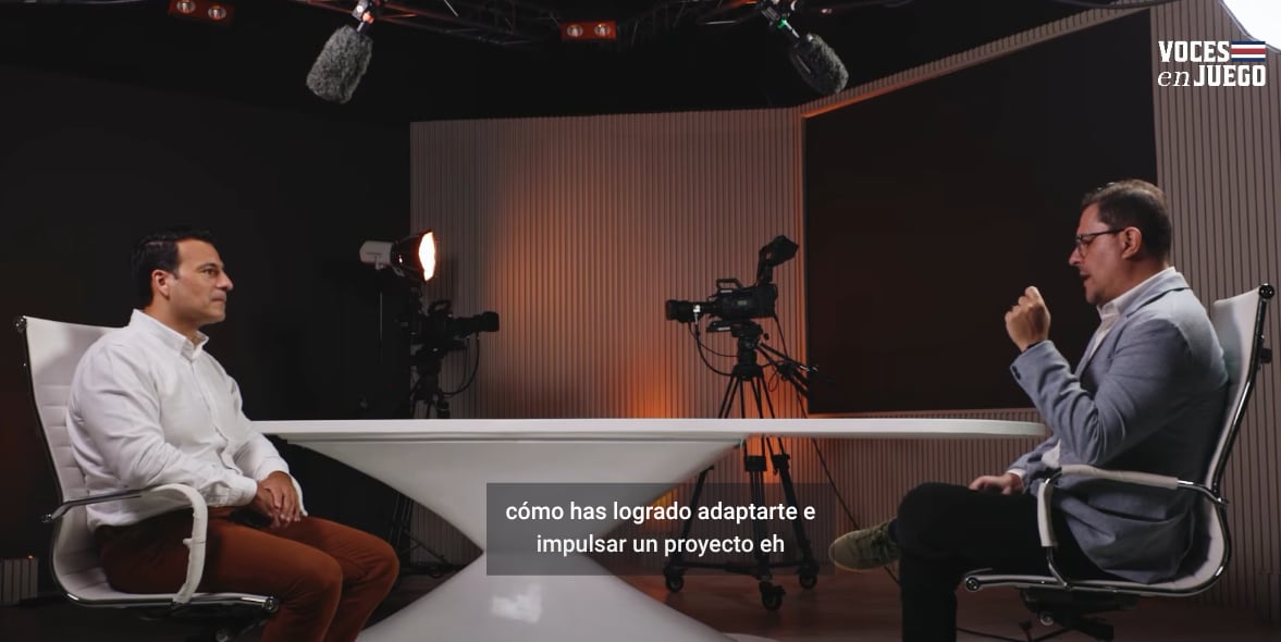 Douglas Sánchez y Freddy Serrano, periodistas.